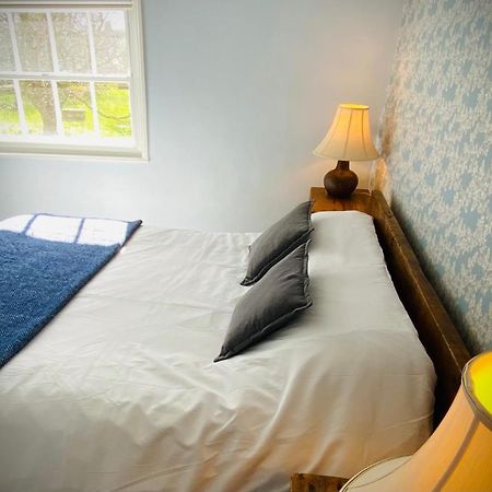 Pass The Keys Superbly Located Handsome Georgian Townhouse ชรูว์สเบอรี ภายนอก รูปภาพ