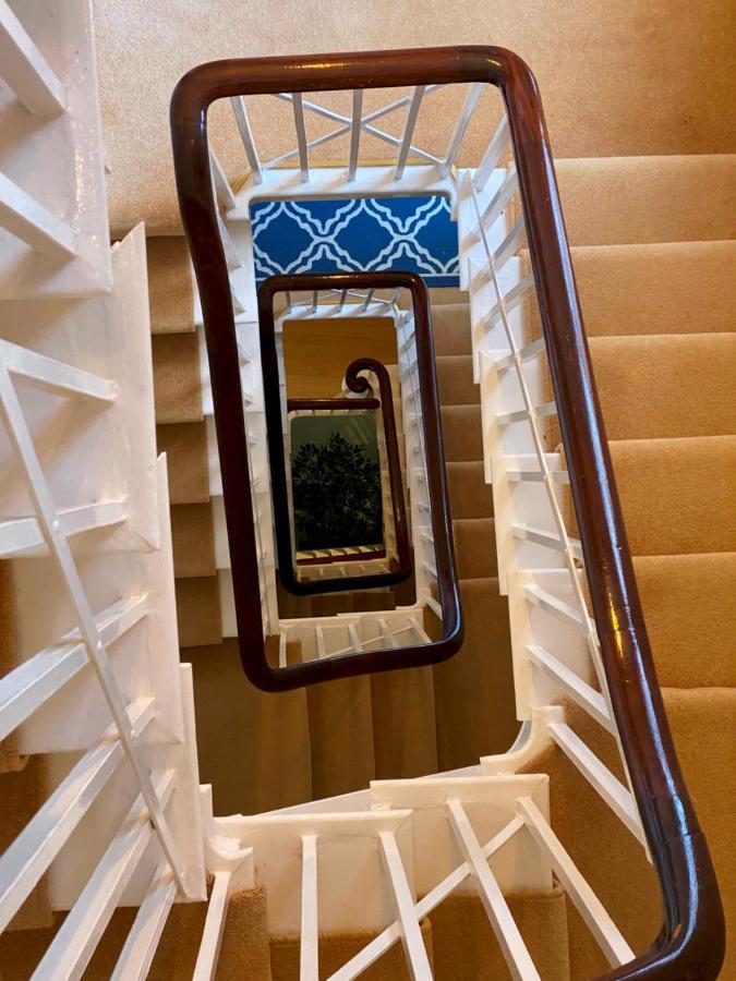 Pass The Keys Superbly Located Handsome Georgian Townhouse ชรูว์สเบอรี ภายนอก รูปภาพ