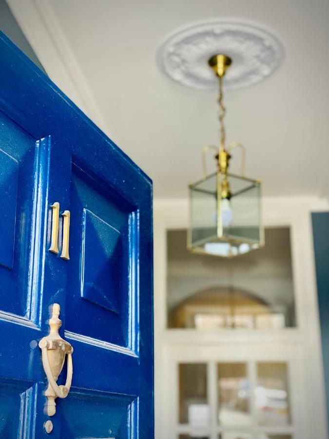 Pass The Keys Superbly Located Handsome Georgian Townhouse ชรูว์สเบอรี ภายนอก รูปภาพ