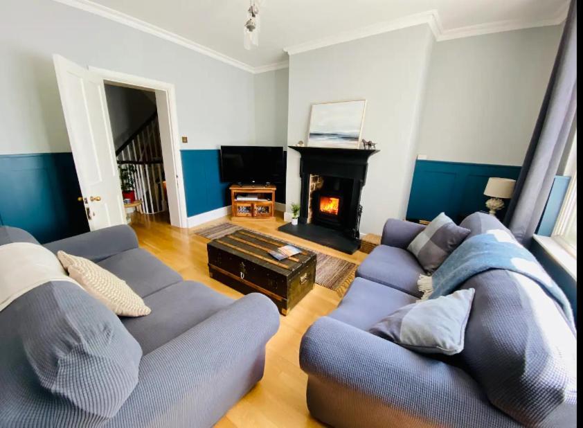 Pass The Keys Superbly Located Handsome Georgian Townhouse ชรูว์สเบอรี ภายนอก รูปภาพ